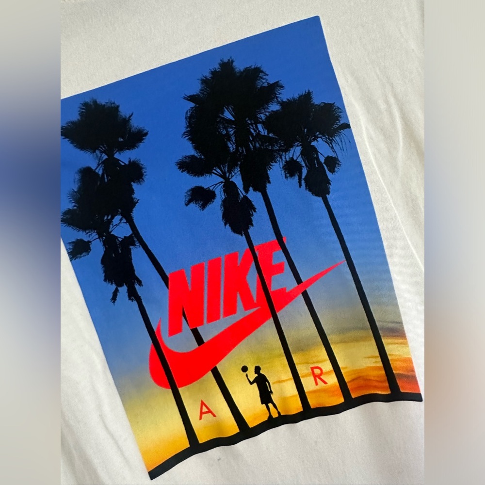 Nike T-shirt
